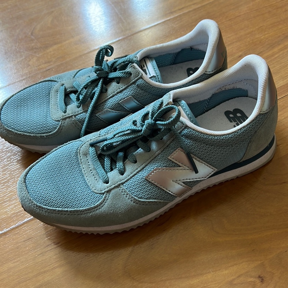 New Balance blue sneakers